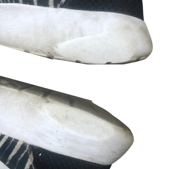 Nike Roshe One Custom Zebra Print Running Shoes - Picture 9 of 16